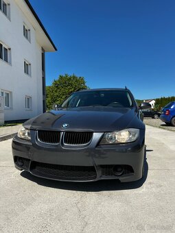 BMW E91 318D 2007 - 2