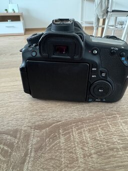 Canon EOS 60D - 2
