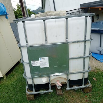 Ibc plastová nádrž - 2