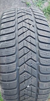 Zimné pneumatiky 225/40 r18 - 2