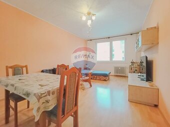 3 izbový byt s balkónom v obľúbenej lokalite na PREDAJ | GAL - 2
