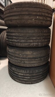 Goodyear 235/50 r18 - 2