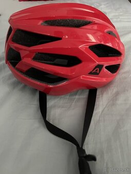 Prilba na bicykel - nenosená - 2
