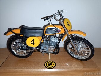 Koupím model ČZ - motokros - 2