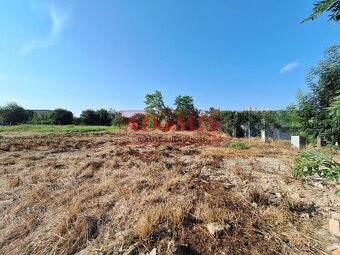 ADOMIS - Predáme stavebný pozemok 500m2 Milhosť, všetky siet - 2