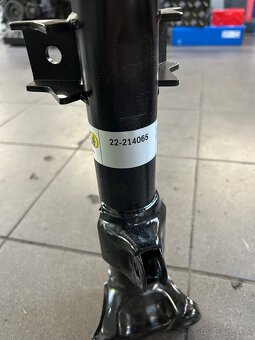 Predné tlmiče mercedes cls x 218 - 2