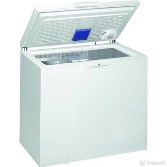 Truhlicová mraznička Whirlpool 251l - 2