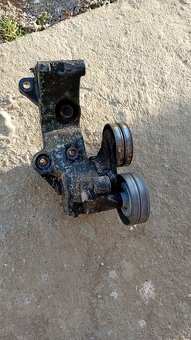 Držiak alternatora Opel - 2