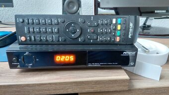 Satelitný prijímač Amiko HD8200 - 2