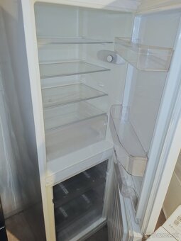 Predám chladničku Whirlpool 175cm - 2