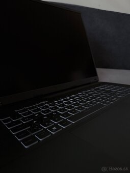 ASUS TUF Gaming A18 (Jaeger Gray). - 2