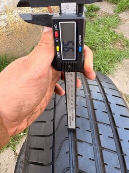 235/55R19 Pirelli Letné - 2