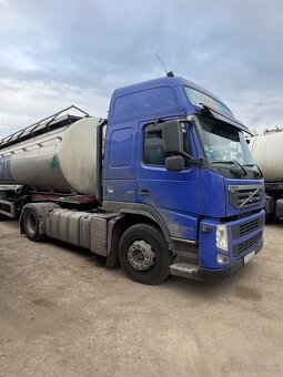 Volvo fm traktor - 2