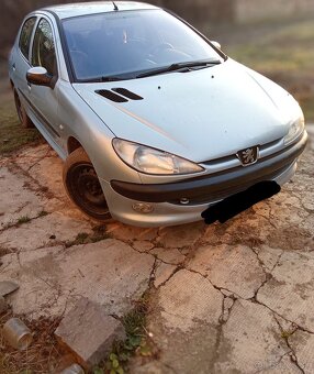 Peugeot - 2