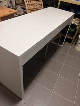 Predám písací stôl Micke Ikea - 2