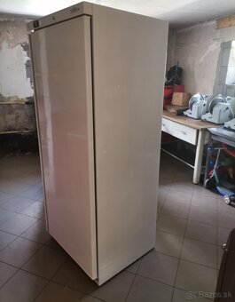 PREDAM PROFESIONÁLNU VEĽKÚ GASTRO CHLADNIČKU NORDLINE - 2