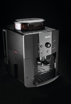 Krups EA810B70 1450 W - 2