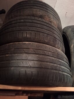 225/55/17 - 2