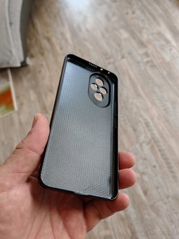 Kryt na Honor 200 - 2