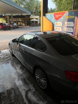 BMW 320xd - 2