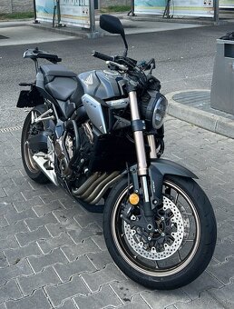 Honda CB650R 2022 - 2