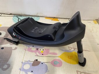Cybex Aton B2 i-size + isofix základňa Base One - 2