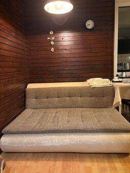 Darujeme za odvoz tento gauč - 2