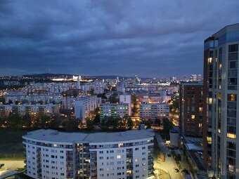 2i byt s prémiovým výhľadom│BEZ DEPOZITU│3 D - 2