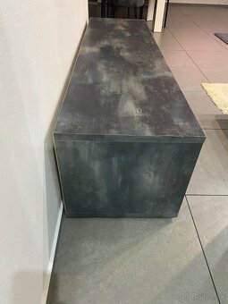 Komoda pod televizor - 2