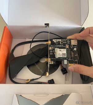 Predám WiFi kartu GIGABYTE WBAX200 - 2