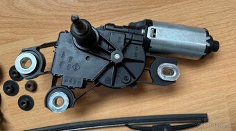 Motorček zadného stierača Ibiza 6L - 2