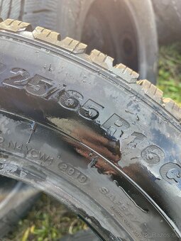 Zimne Kumho 225/65r16 C - 2