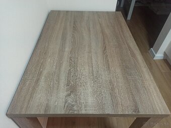 Jedálenský stôl - 2