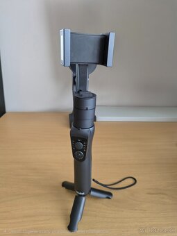 Predám stabilizátor Rollei steady butler mobile 4 - 2