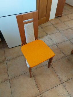 Jedálenský stól a stoličky - 2