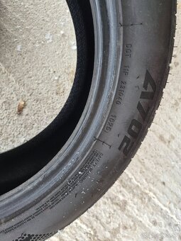 215/55 R17 zimne - 2