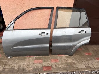 Toyota Rav4 Dvere - 2