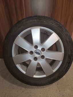 205/55 R16  na elektronoch Ford - 2