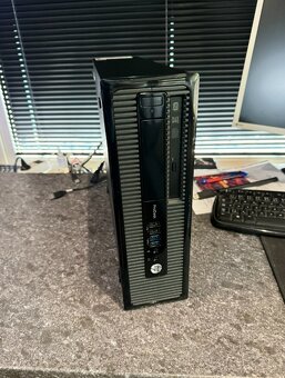 Počítač HP ProDesk 400 G1 SFF i5 / 8GB RAM / SSD+HDD - 2