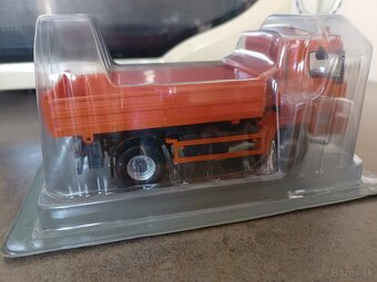 1:43 Škoda 400 Fox - 2