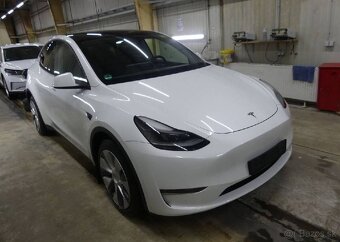 Tesla Model Y 2023 Long Range AWD - 2