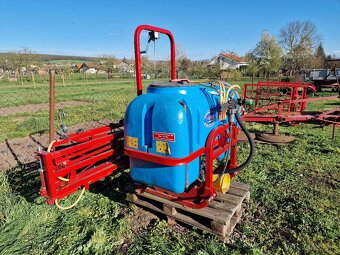 Predám postrekovač 12m, 600L - 2