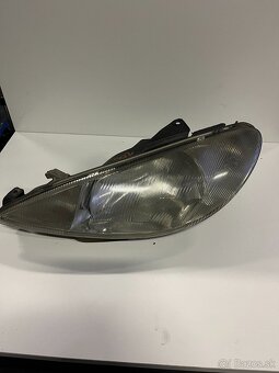 Predne svetlomety Peugeot - 2