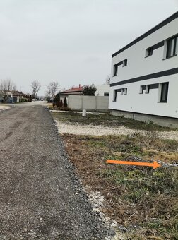 Predám stavebný pozemok - 2