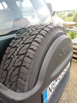 Jeep Cherokee sport kj - 2