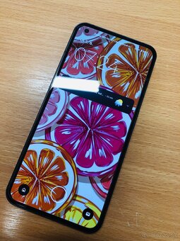 Nothing Phone 1 - 2