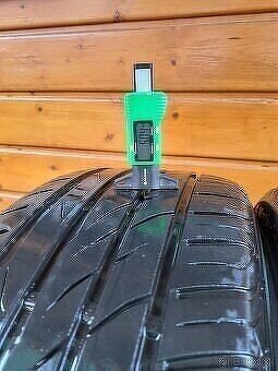 Predam Letné pneu 2ks 245/45r18 - 2