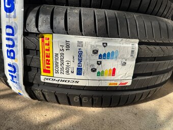 Pirelli 235/50 R20 - 2