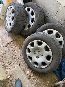 195/65 R15 - 2