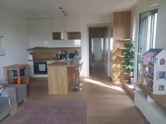 4-izbový byt s terasami na predaj - 2